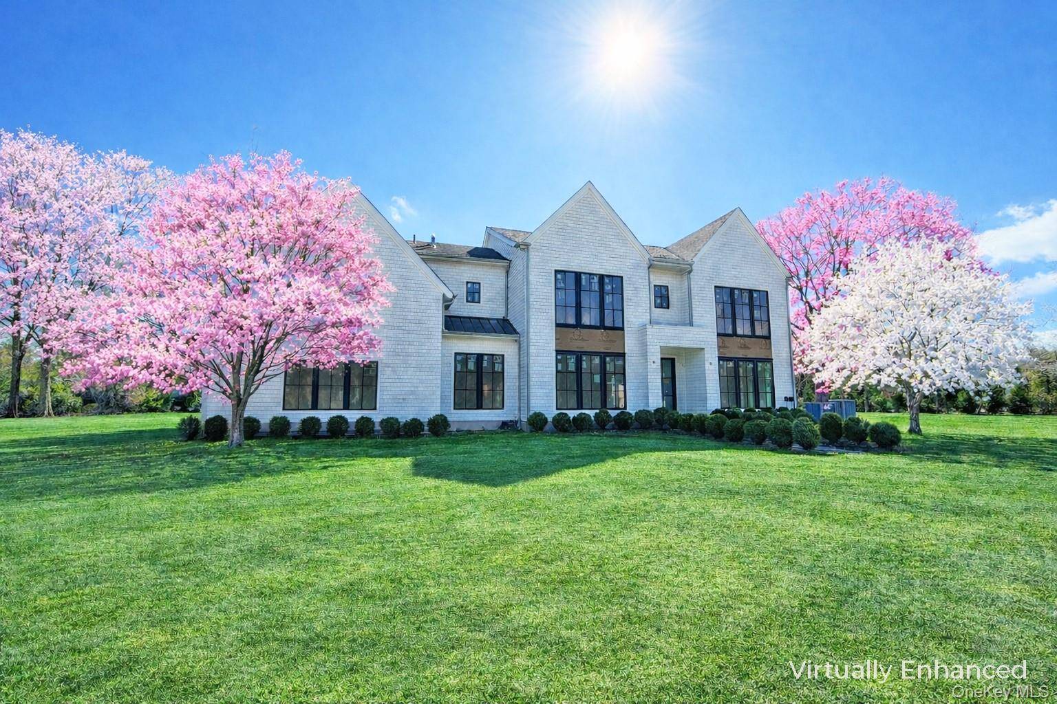 Casa de 6 Dormitorios en Venta en Remsenburg - Nueva York - EE. UU. - 1