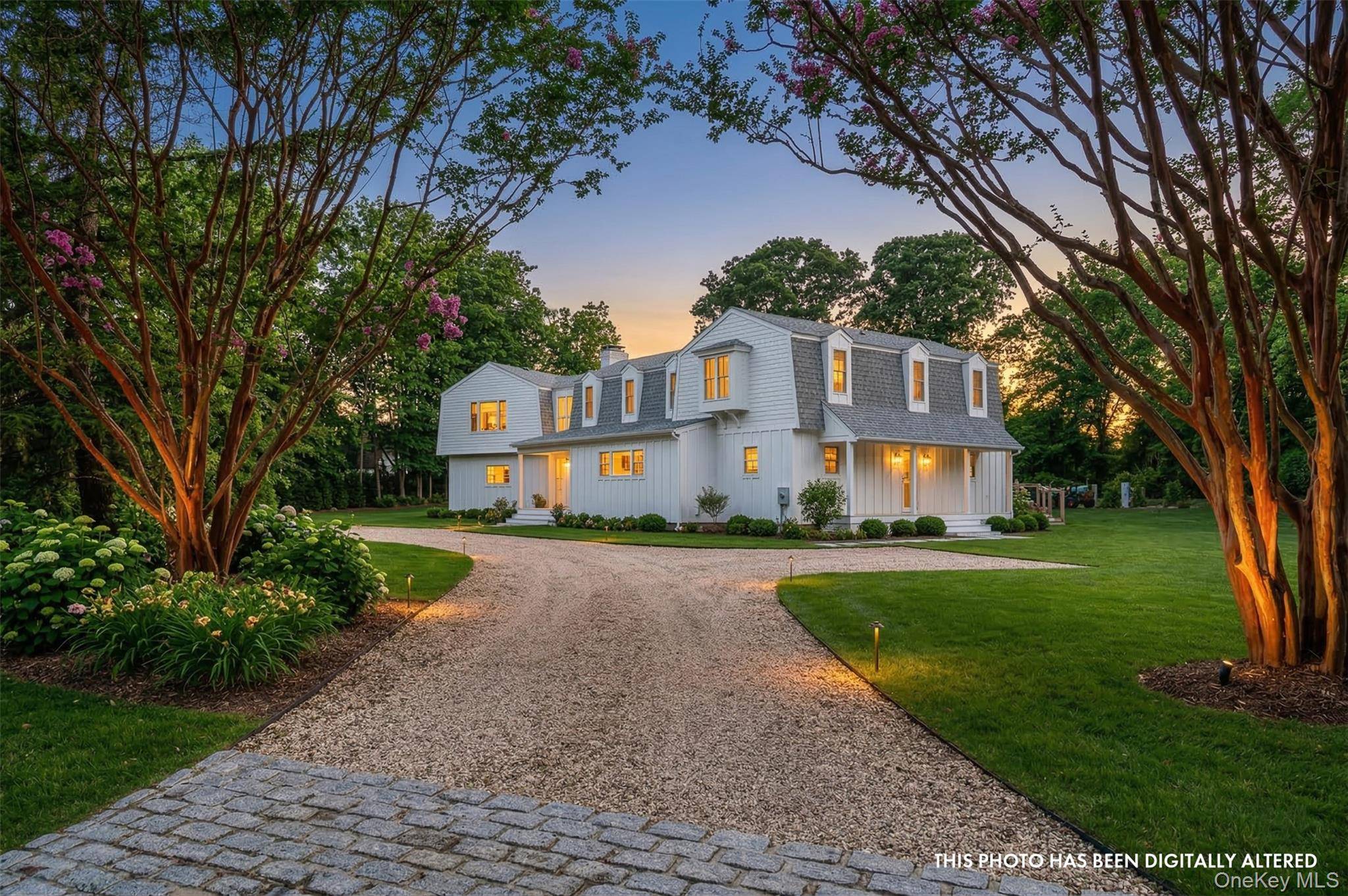 Casa de 6 Dormitorios en Venta en Remsenburg - Nueva York - EE. UU. - 2