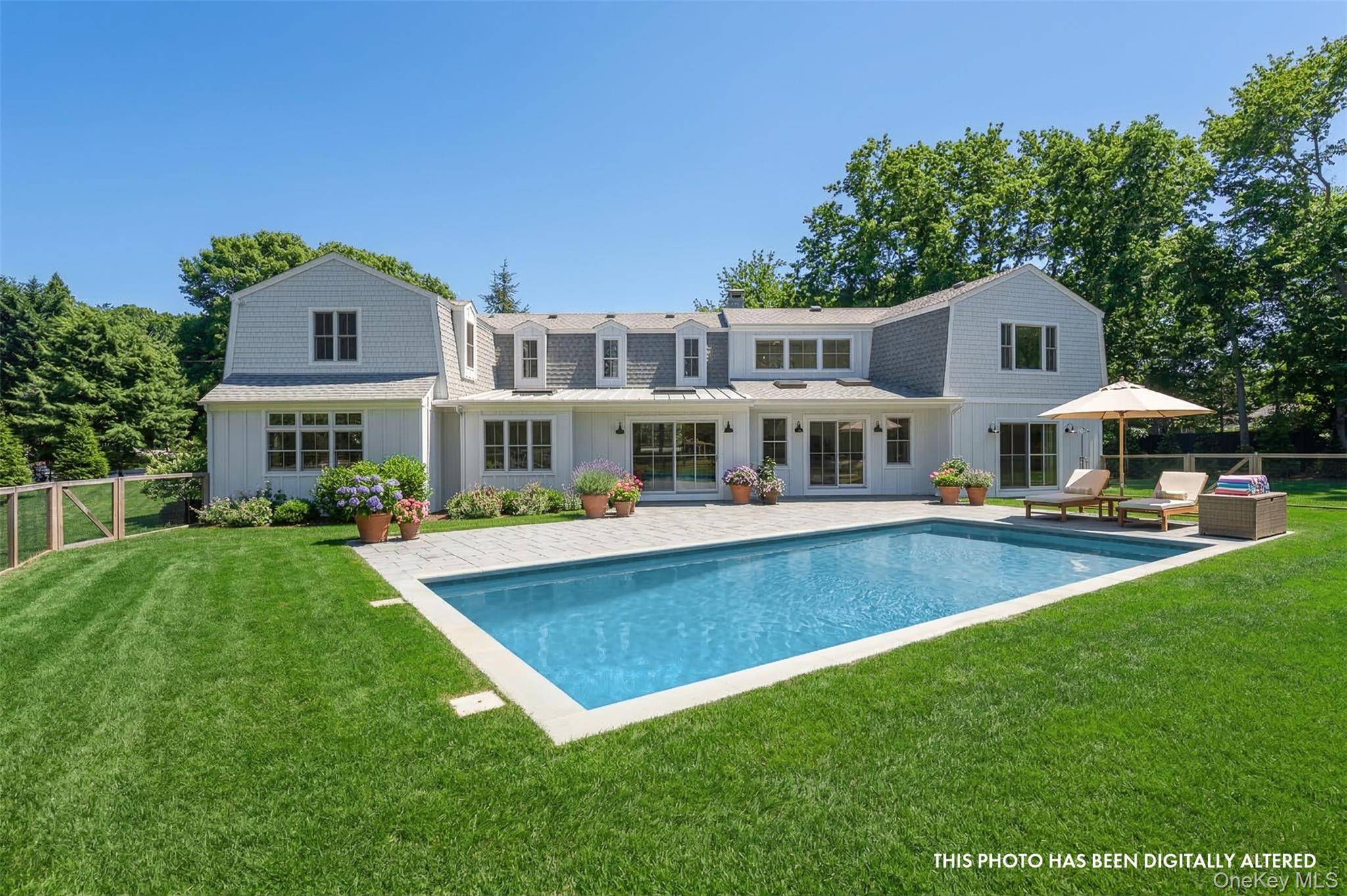 Casa de 6 Dormitorios en Venta en Remsenburg - Nueva York - EE. UU. - 3