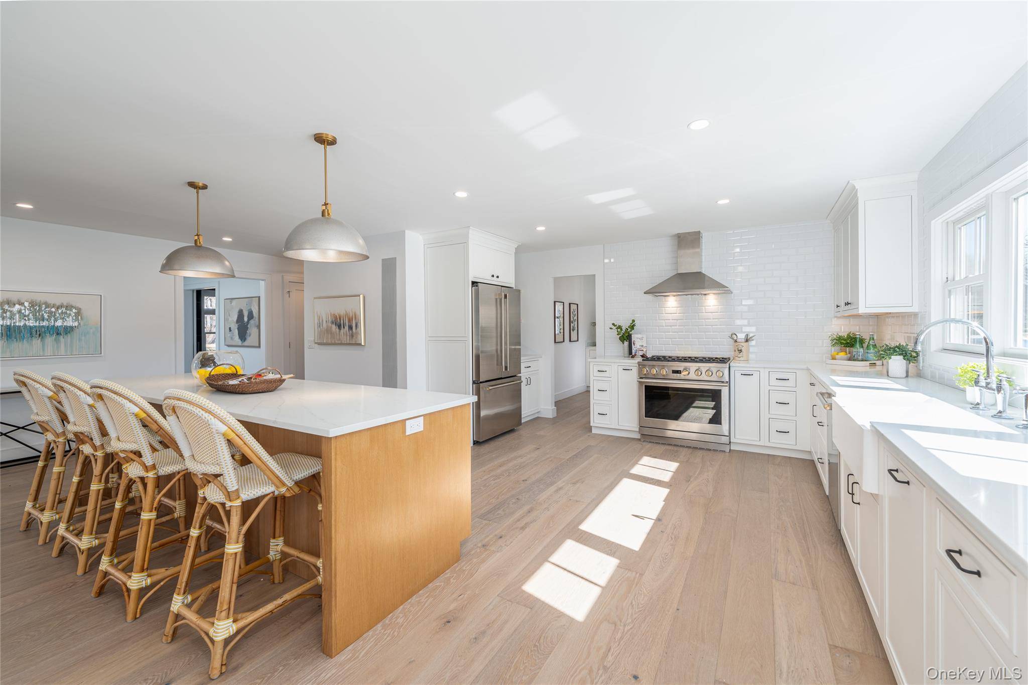 Casa de 6 Dormitorios en Venta en Remsenburg - Nueva York - EE. UU. - 5