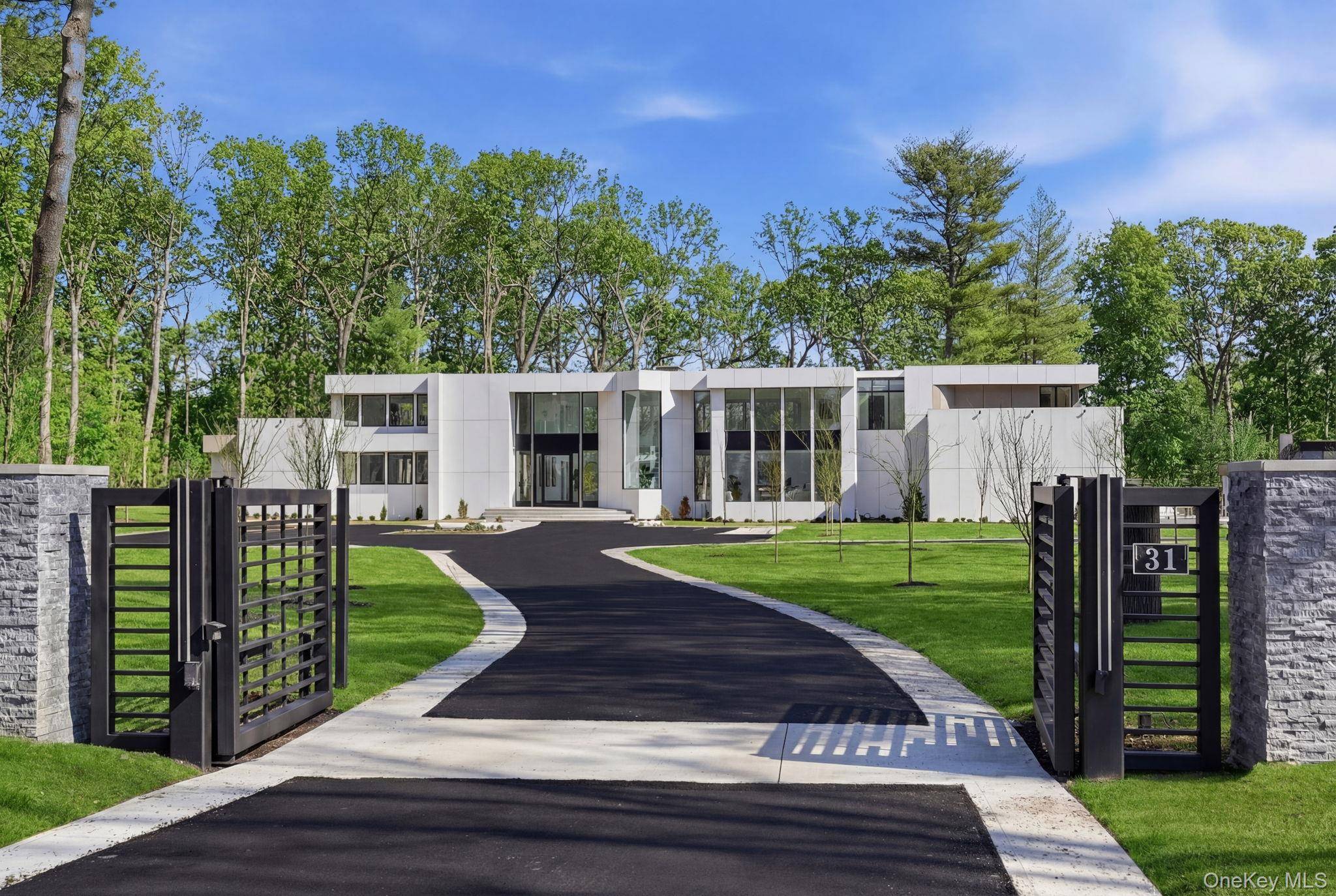 Casa com 6 Quartos à Venda em Upper Brookville - NY - EUA - 2