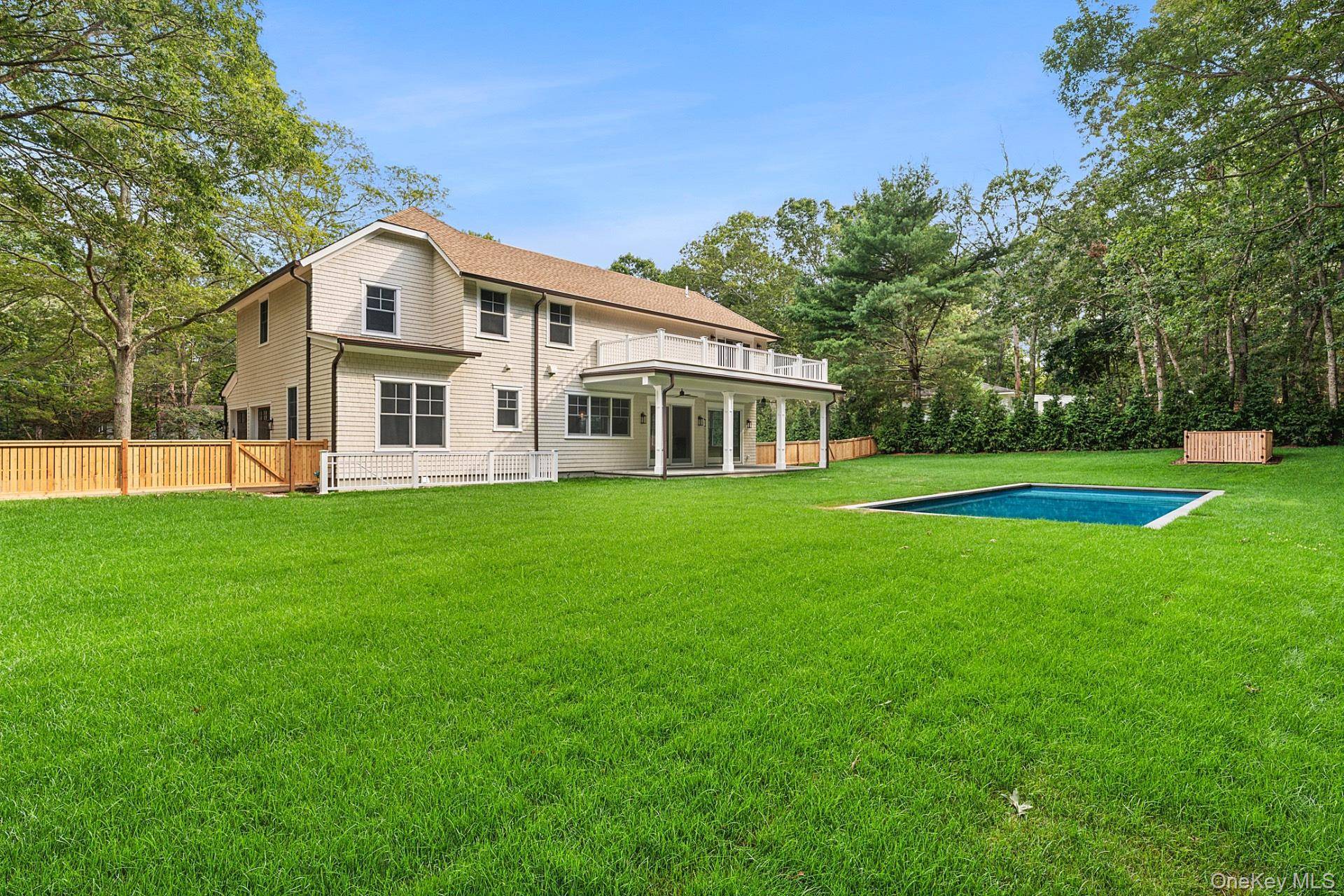 Casa com 7 Quartos à Beira-Mar à Venda em Sag Harbor - Nova Iorque - EUA - 3