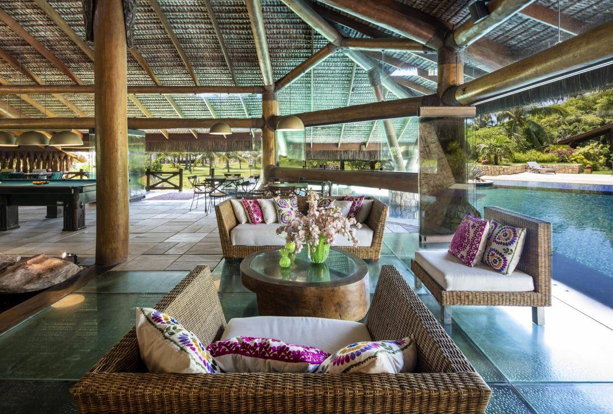 Casa com 7 Quartos à Beira-Mar à Venda em Maraú - Bahia - Brasil - 5