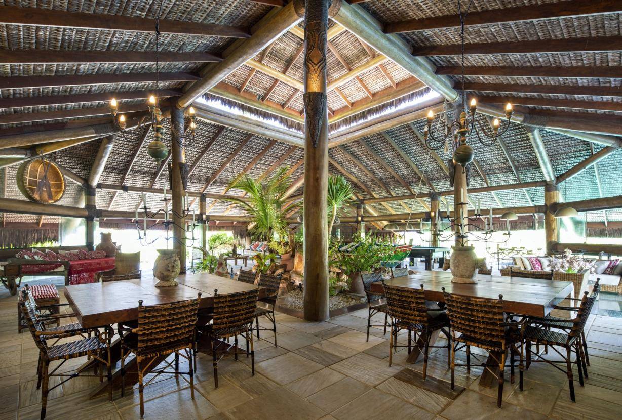 Casa com 7 Quartos à Beira-Mar à Venda em Maraú - Bahia - Brasil - 8