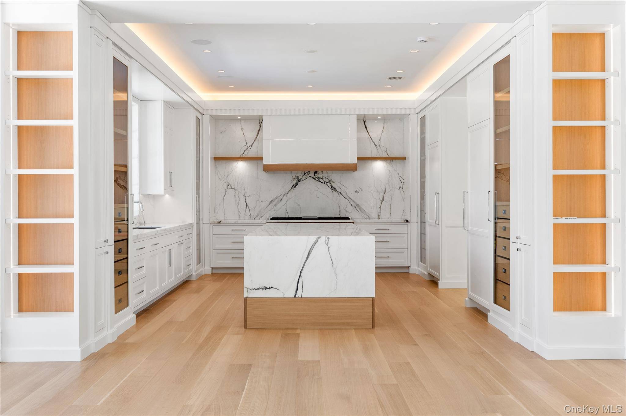 Casa de 7 Dormitorios en Venta en Brookville, Nueva York, EE. UU. - 7
