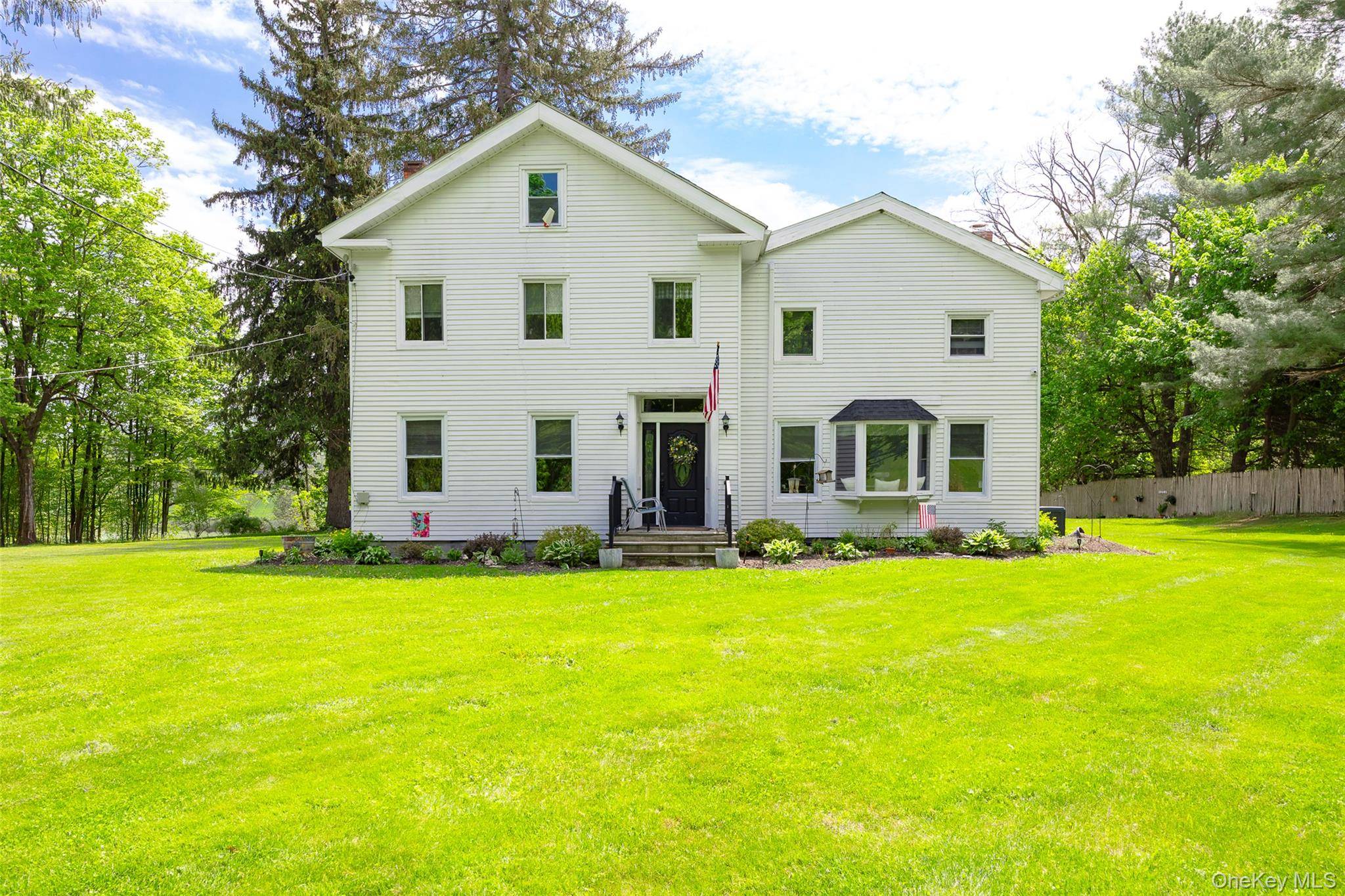 Casa com 7 Quartos à Venda em Pine Plains - Nova Iorque - EUA - 1