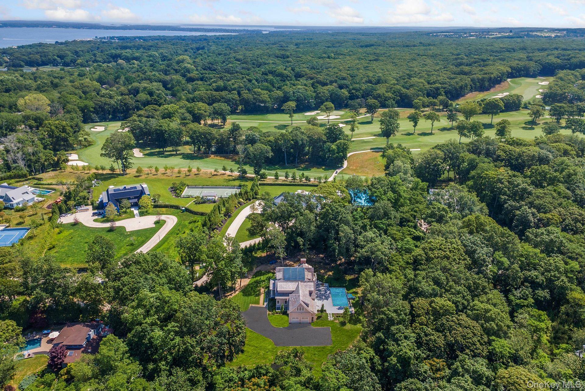 Casa com 7 Quartos à Venda em Sag Harbor - Nova Iorque - EUA - 1