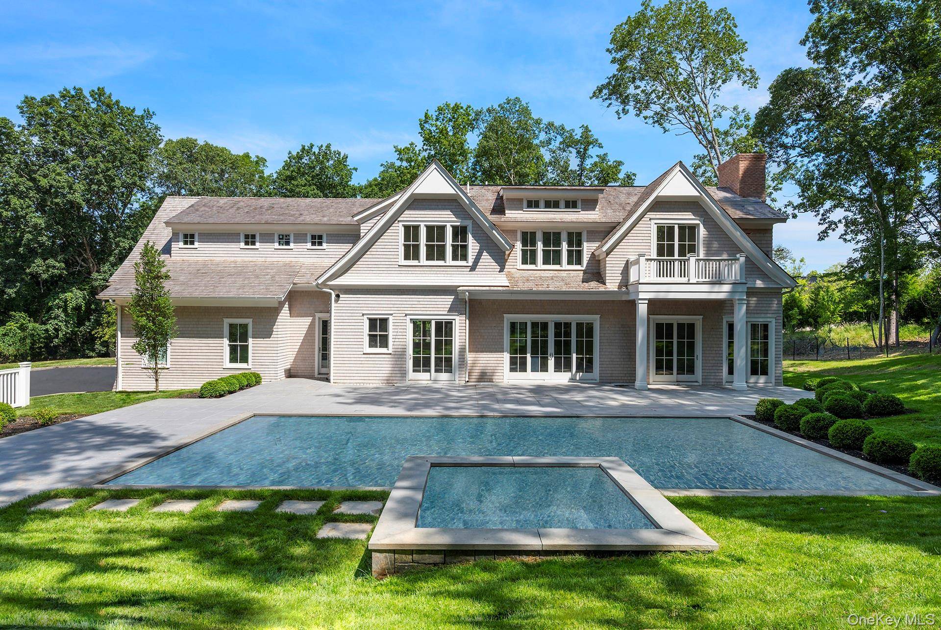 Casa com 7 Quartos à Venda em Sag Harbor - Nova Iorque - EUA - 2