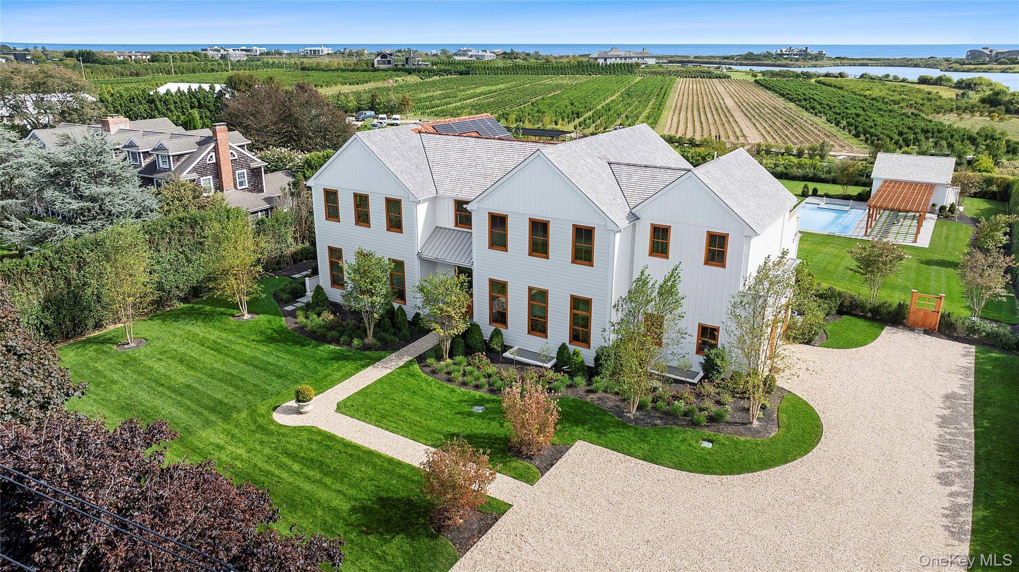 Casa de 7 Dormitorios en Venta en Southampton, NY, USA - 3