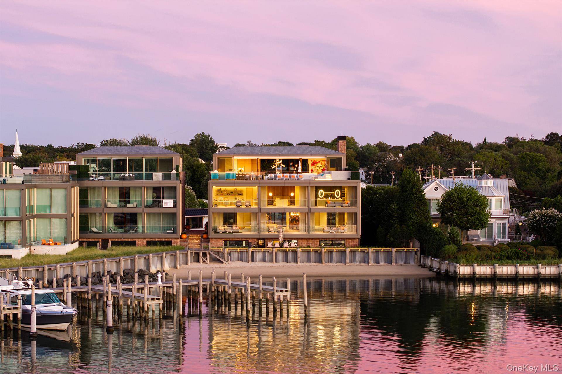 Casa com 8 Quartos à Beira-Mar à Venda em Sag Harbor - Nova Iorque - EUA - 7