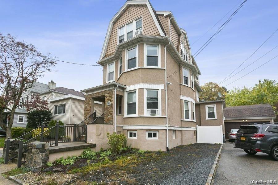 Casa com 8 Quartos à Venda em Bronxville - Nova Iorque - EUA - 2