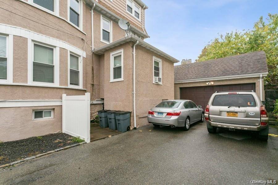 Casa com 8 Quartos à Venda em Bronxville - Nova Iorque - EUA - 3