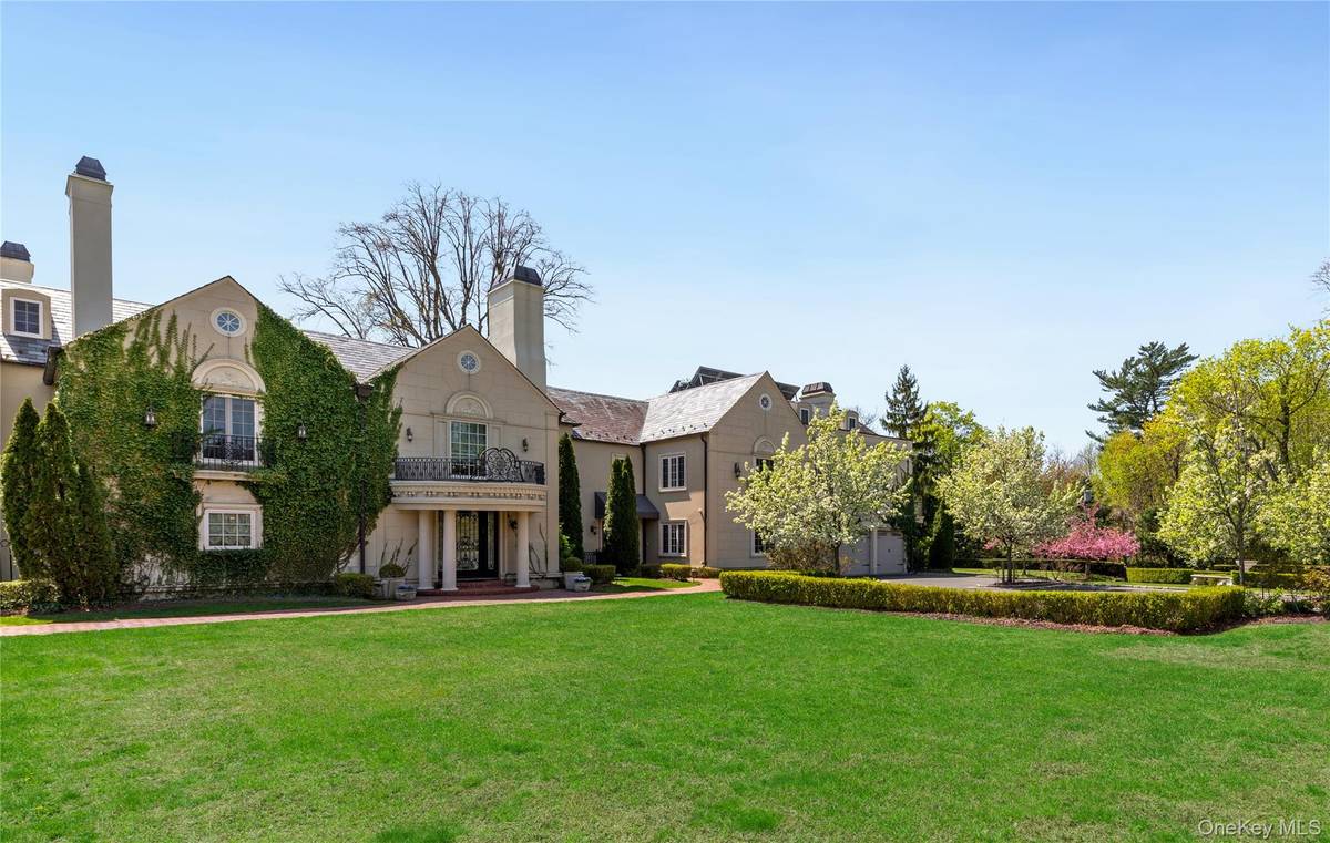 Casa com 8 Quartos à Venda em Great Neck - NY - EUA - 7