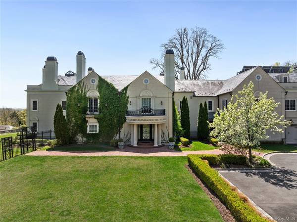 Casa com 8 Quartos à Venda em Great Neck - NY - EUA - 8