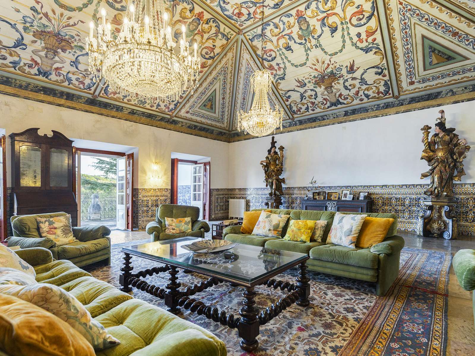 8 Bedroom Home for Sale in Mafra, Lisbon, Portugal - 1