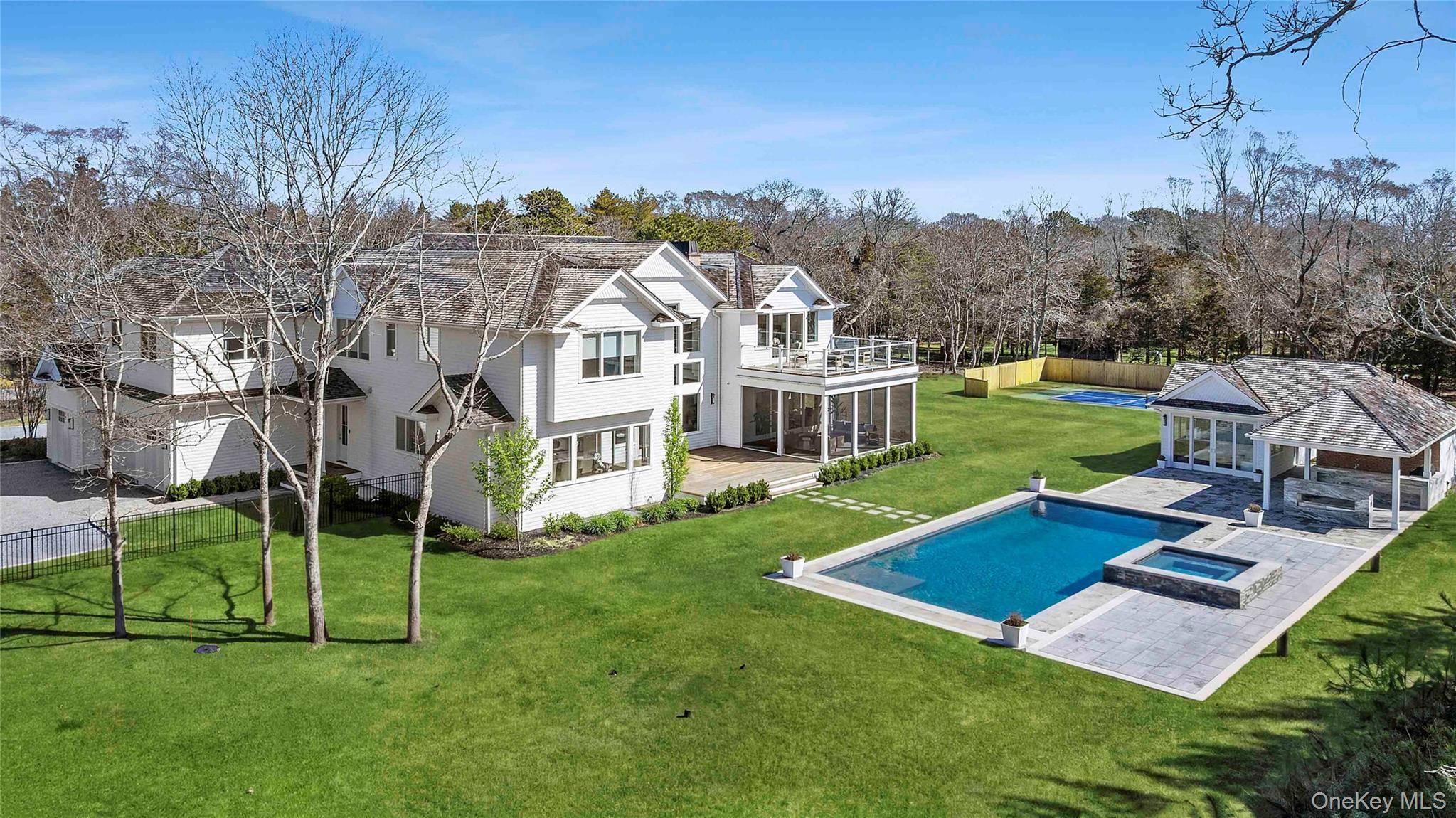 Casa de 8 Dormitorios en Venta en Quogue - NY - EE. UU. - 5