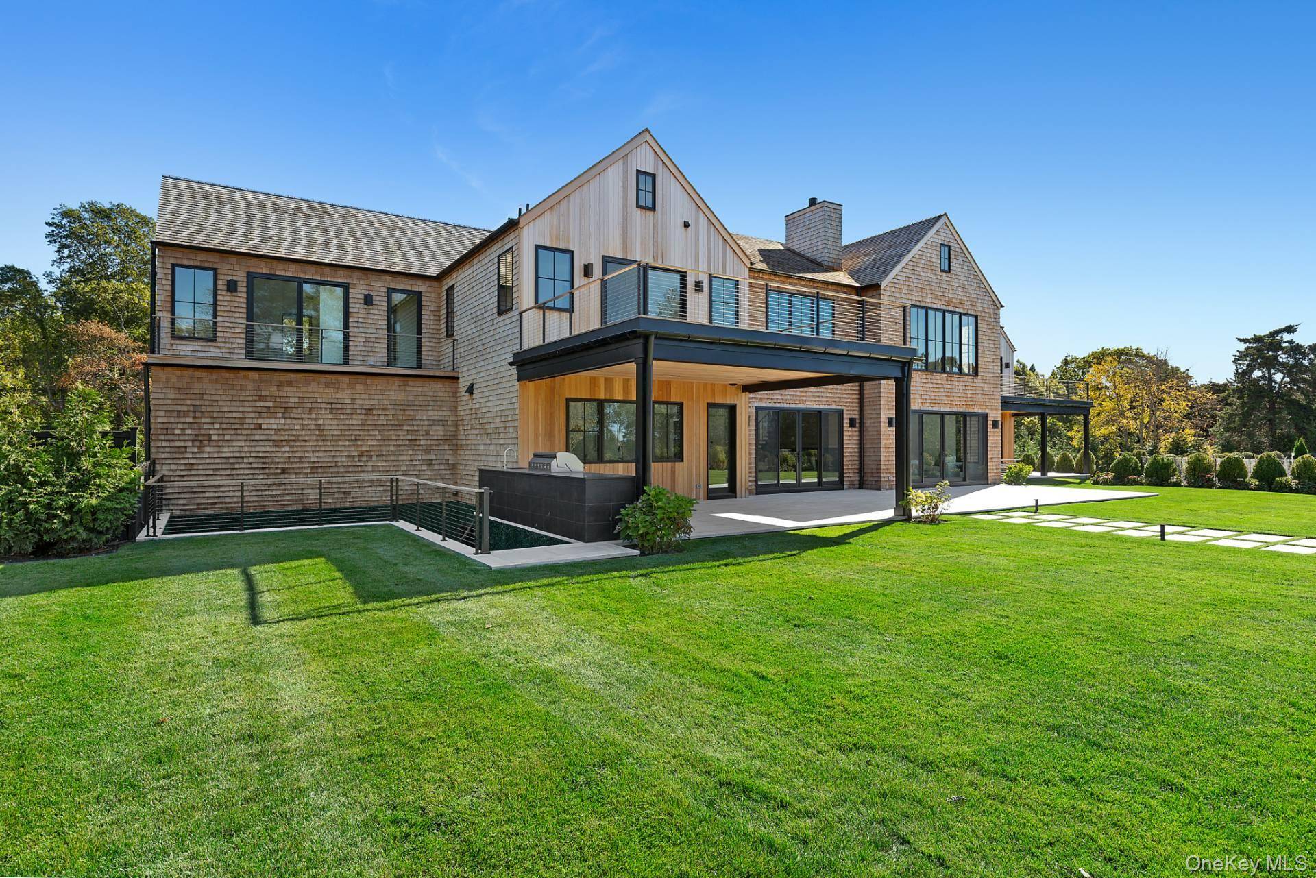 Casa com 8 Quartos à Venda em Southampton - NY - EUA - 7