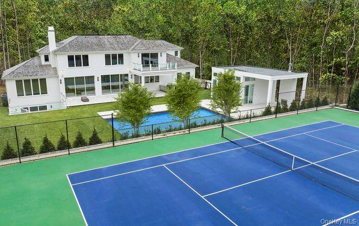 Casa de 8 Dormitorios en Venta en Water Mill - Nueva York - EE. UU. - 2