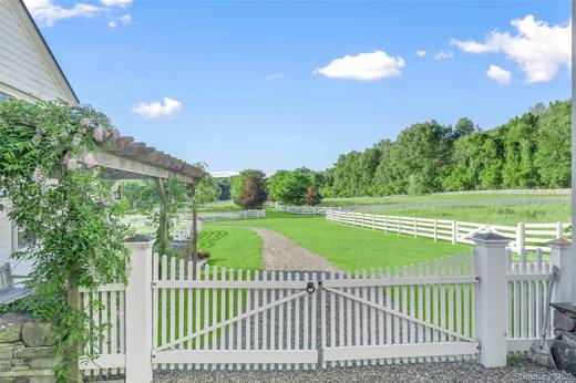 Casa com 8 Quartos à Venda em White Bridge Rd Chatham - NY - EUA - 4