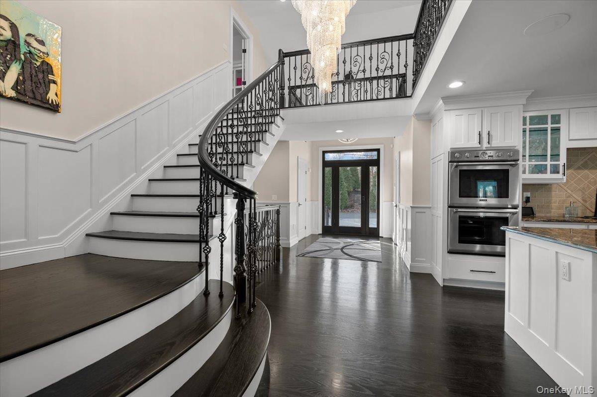 Casa de 9 Dormitorios Frente al Mar en Venta en Hampton Bays - Nueva York - EE. UU. - 6