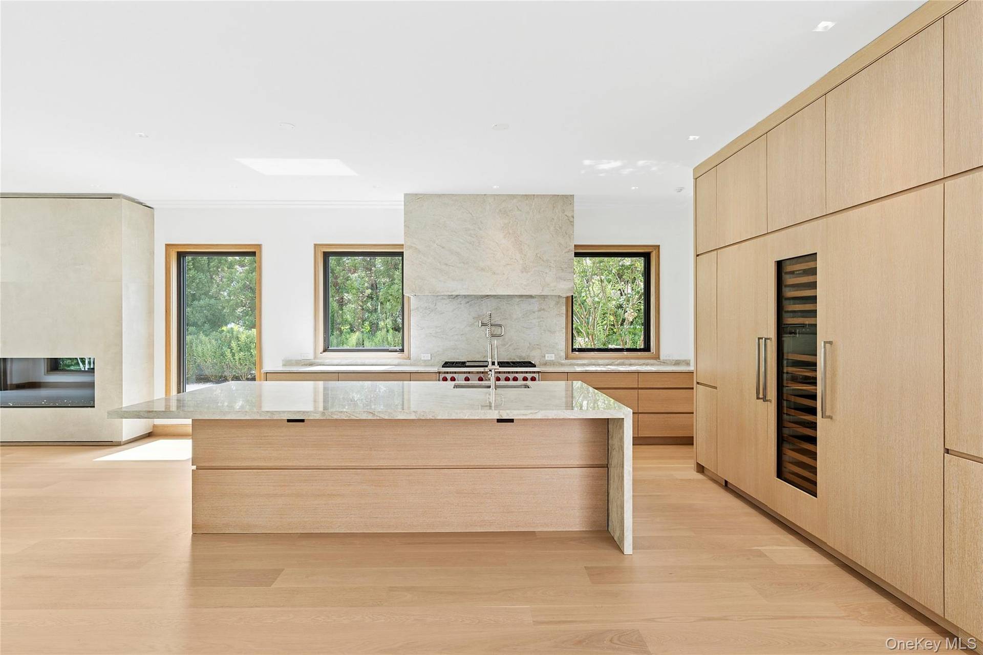 Casa a la Orilla del Mar con 9 Dormitorios en Venta en North Haven, NY, EE. UU. - 6