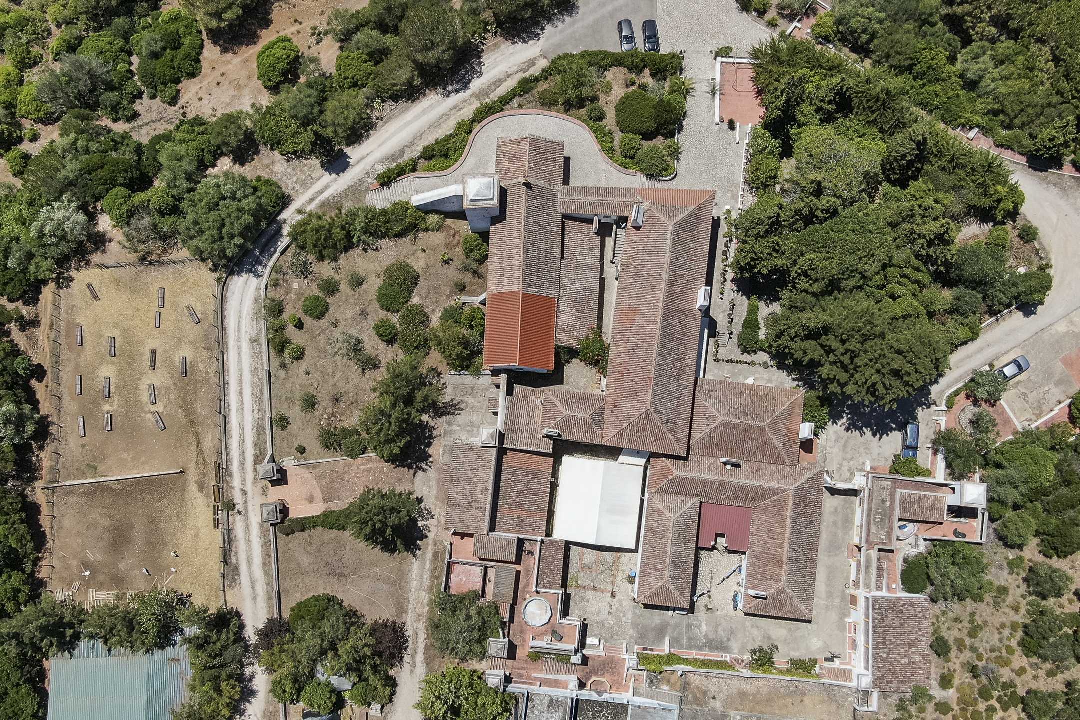 Casa com 9 Quartos à Venda em Setúbal - Portugal - 6