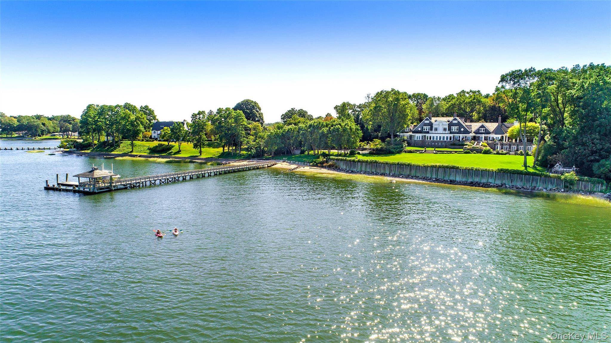 Propiedad en Venta en Great Neck, NY – Swan Landing - 1