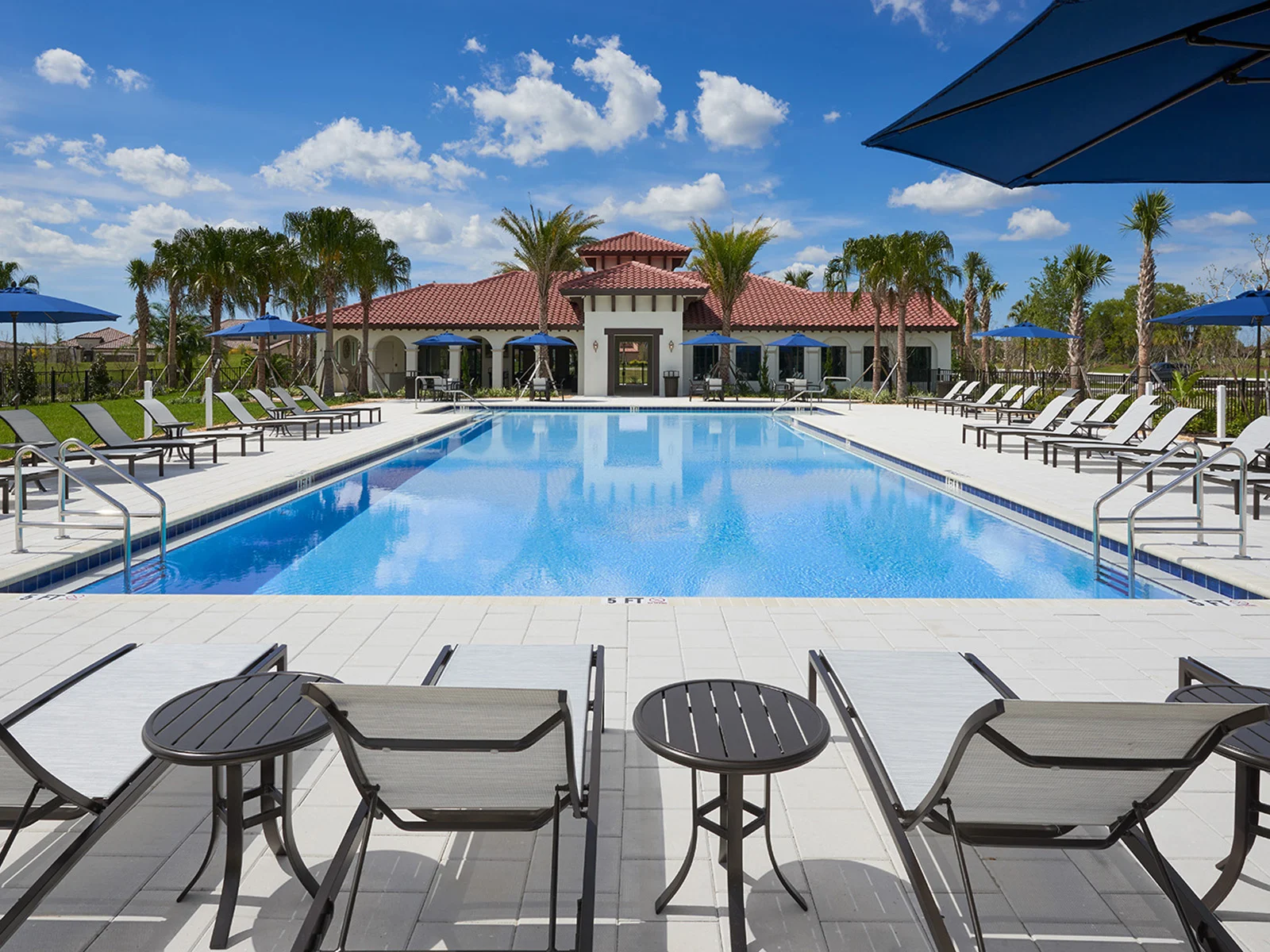 3 Bedroom Home for Sale in Bradenton - 3