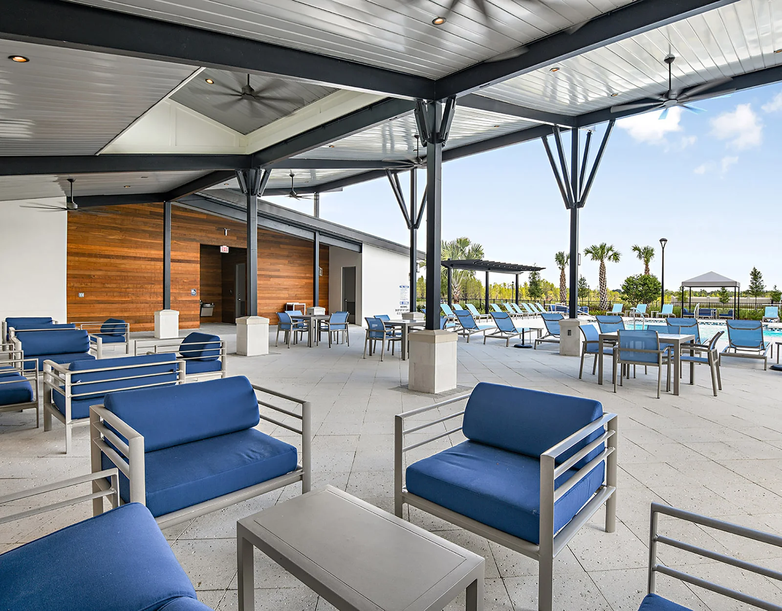 3 Bedroom Home for Sale in Lutz, FL - 2