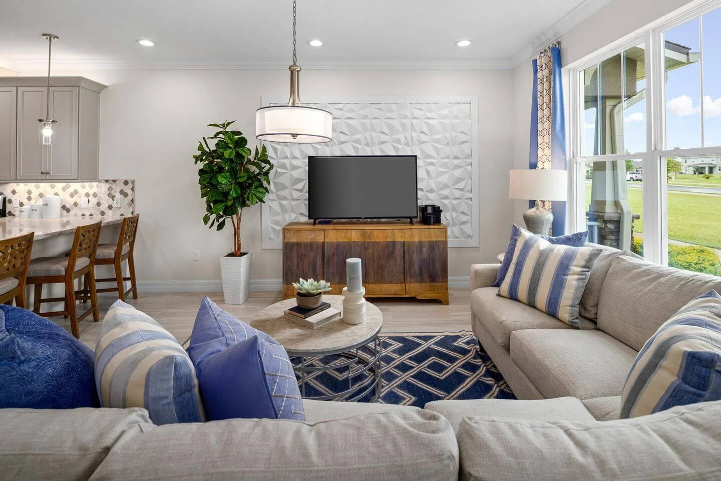 3 Bedroom Home for Sale in Orlando, Florida (FL) - 1