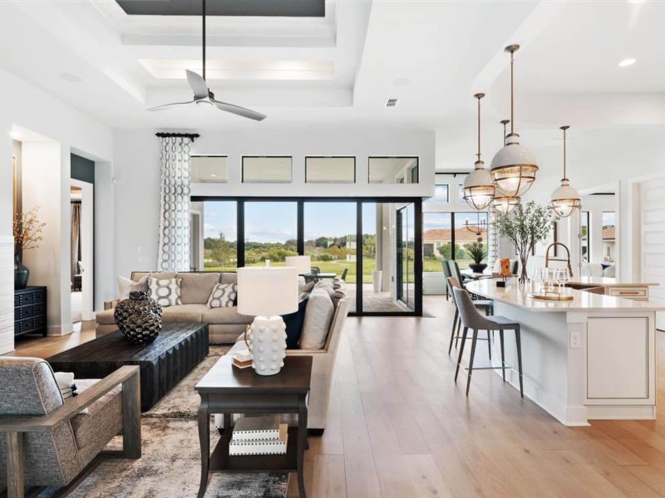 Casa de 3 Dormitorios en Venta en Sorrento - Florida - EE. UU. - 7