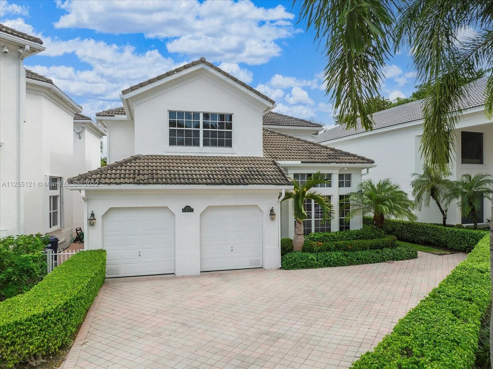 4 Bedroom Home for Sale in Miami, FL – 3733 NE 201st St – Florida – FL - 1