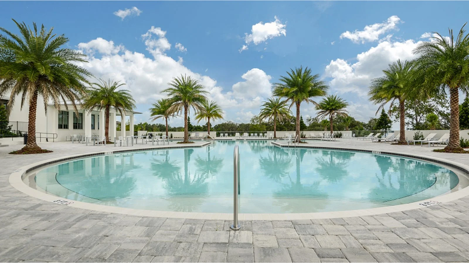 4 Bedroom Home for Sale in Winter Garden – FL - 4