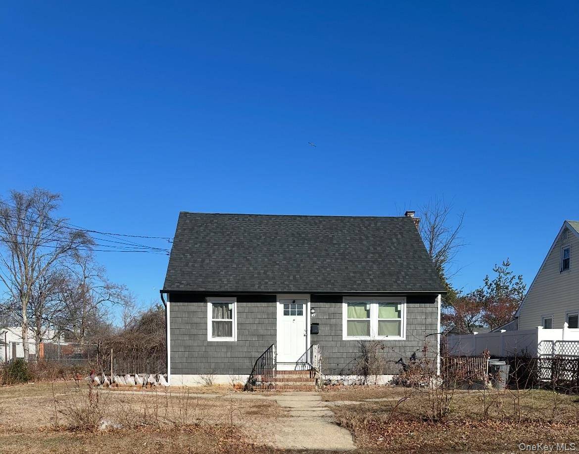 4 Bedroom Home for Sale in Wyandanch – NY - 1