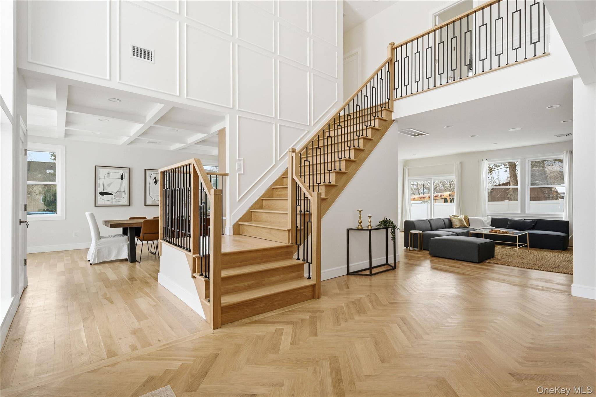 5 Bedroom Home for Sale in Hicksville, NY – 19 Arrow LN - 4