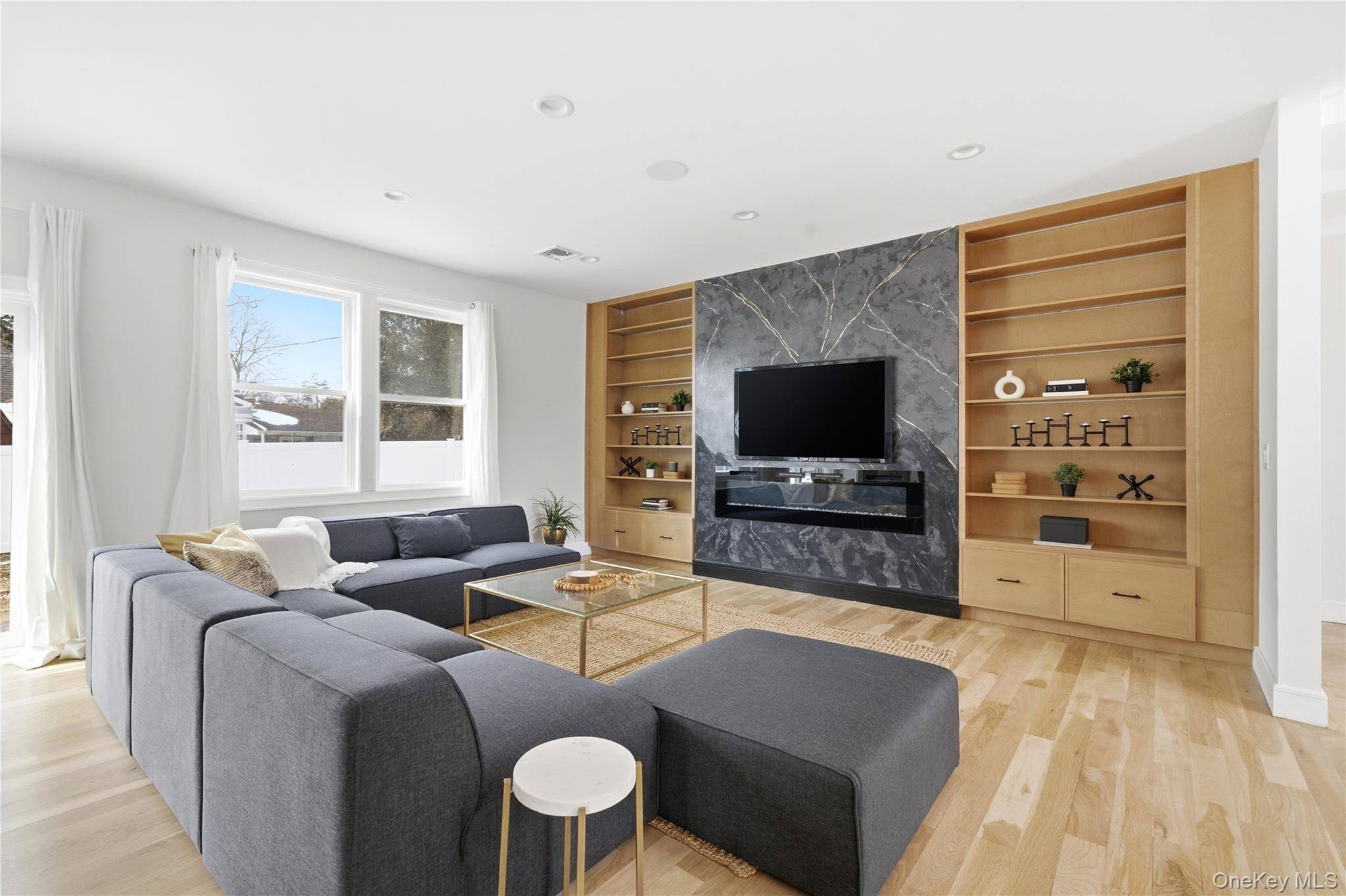 5 Bedroom Home for Sale in Hicksville, NY – 19 Arrow LN - 6