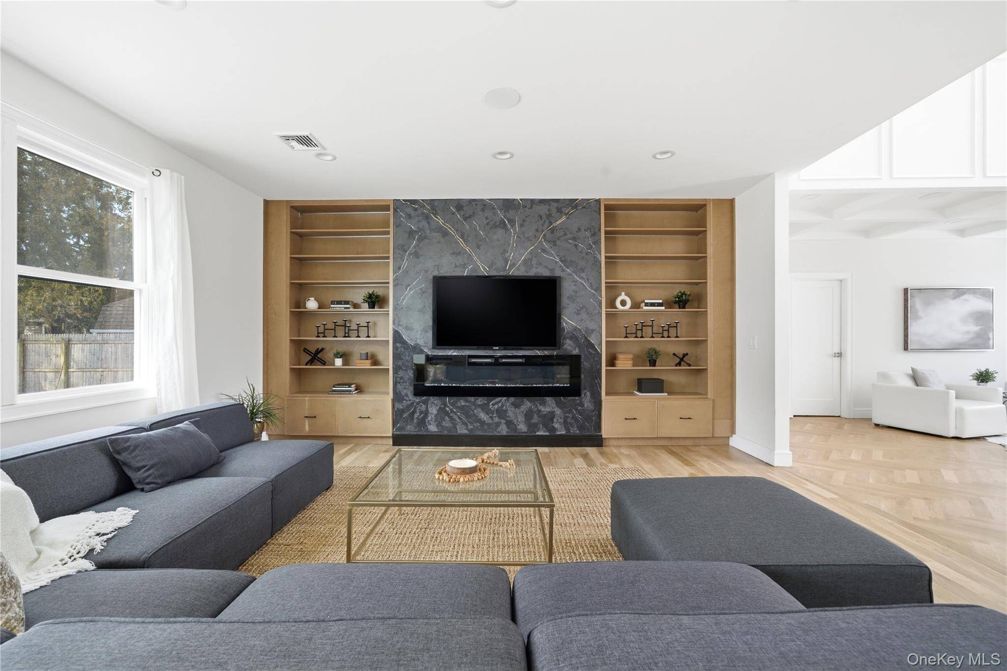 5 Bedroom Home for Sale in Hicksville, NY – 19 Arrow LN - 8