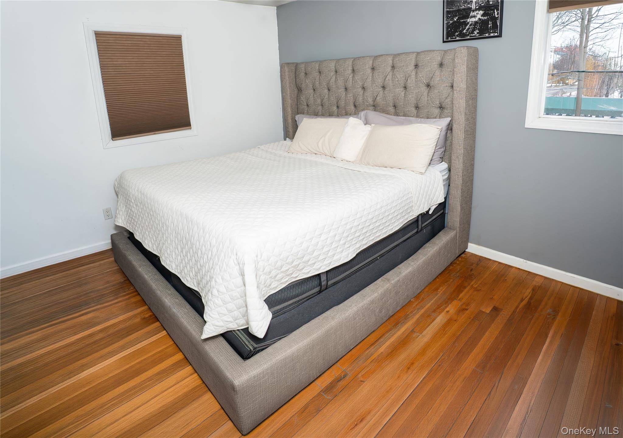 5 Bedroom Home for Sale in Holbrook, NY – Church ST - 8