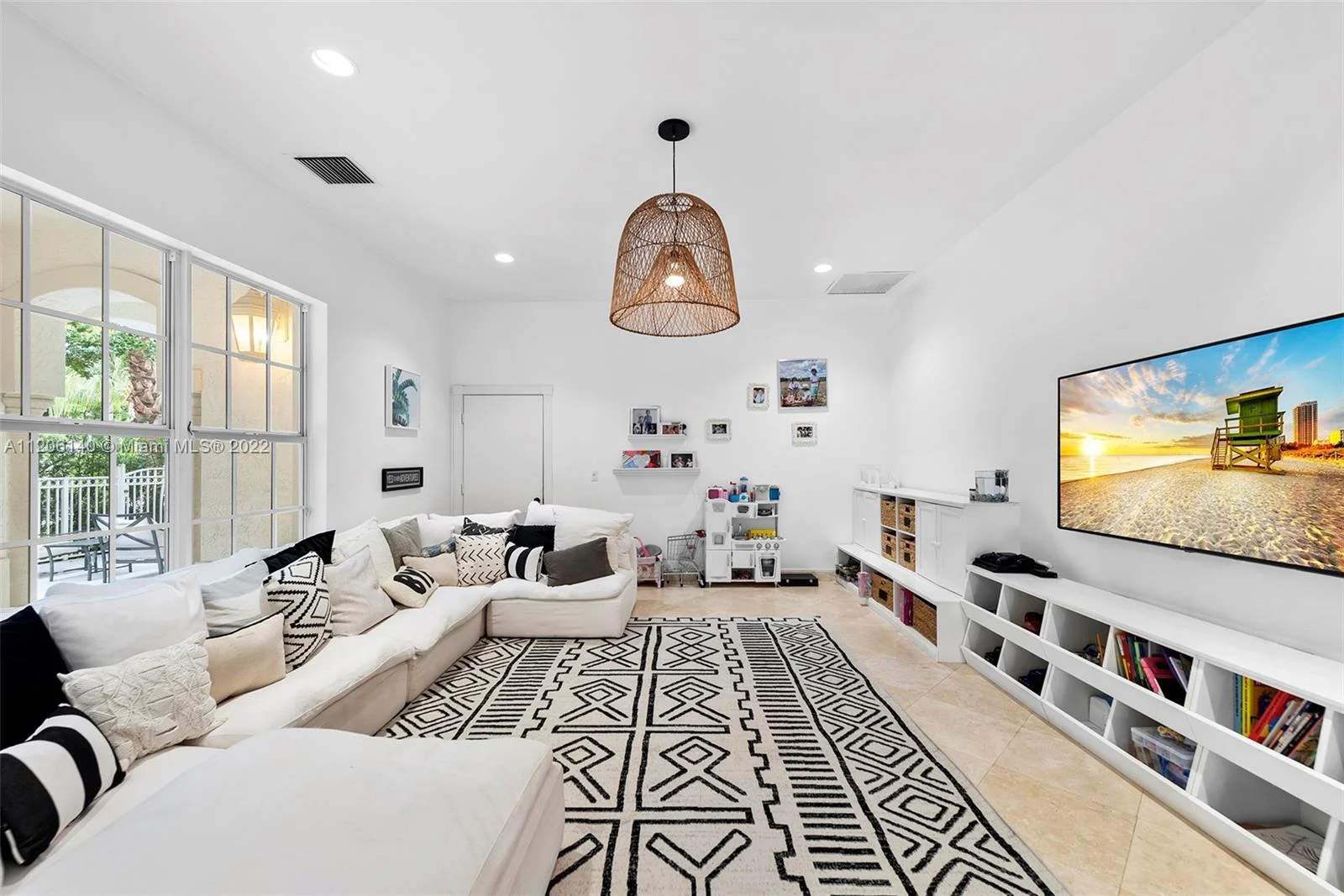 5 Bedroom Home for Sale at 3802 NE 199th Ter – Miami – FL - 7