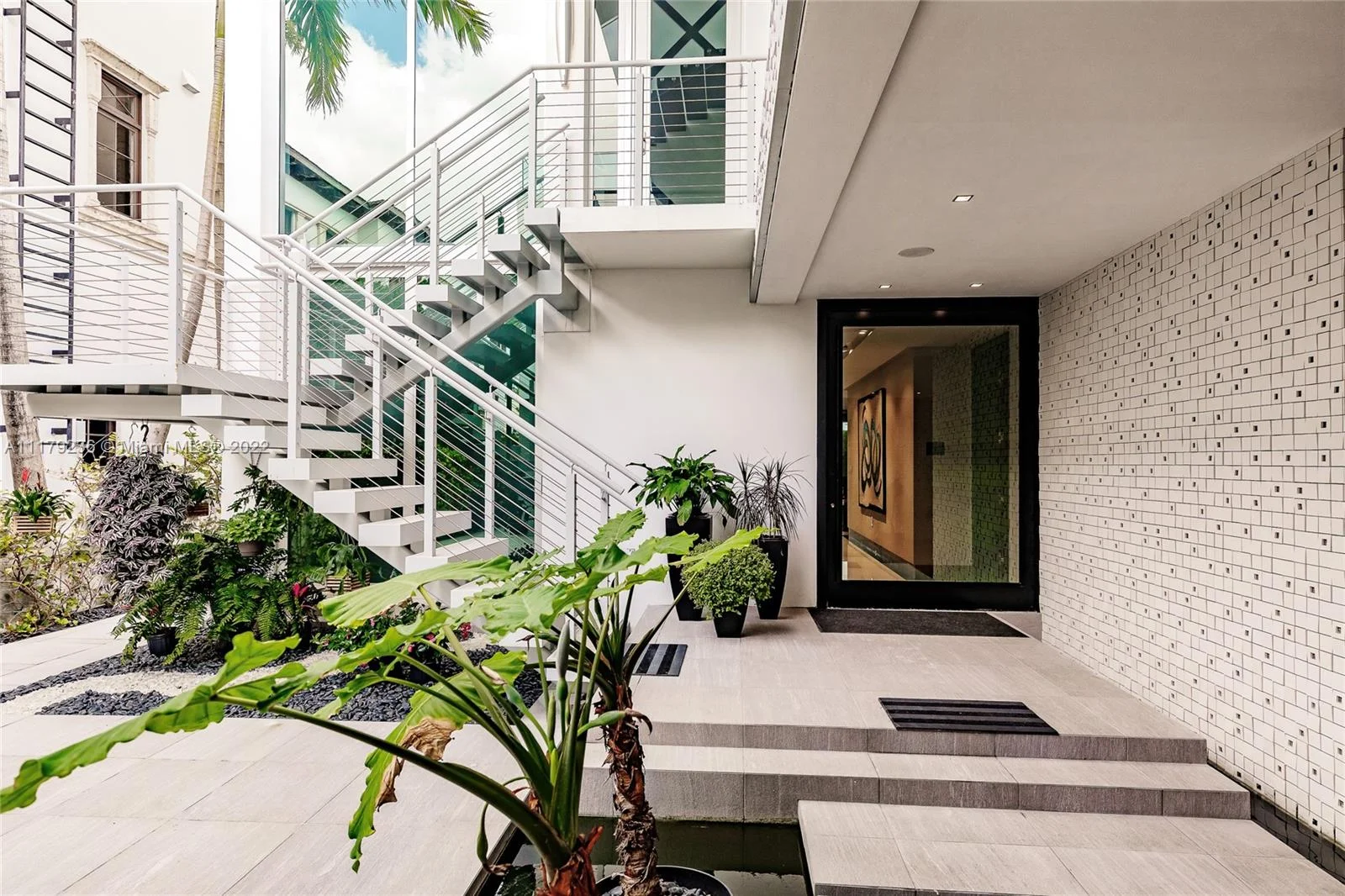 5 Bedroom Home for Sale on Atlantic Way – Miami – FL - 1