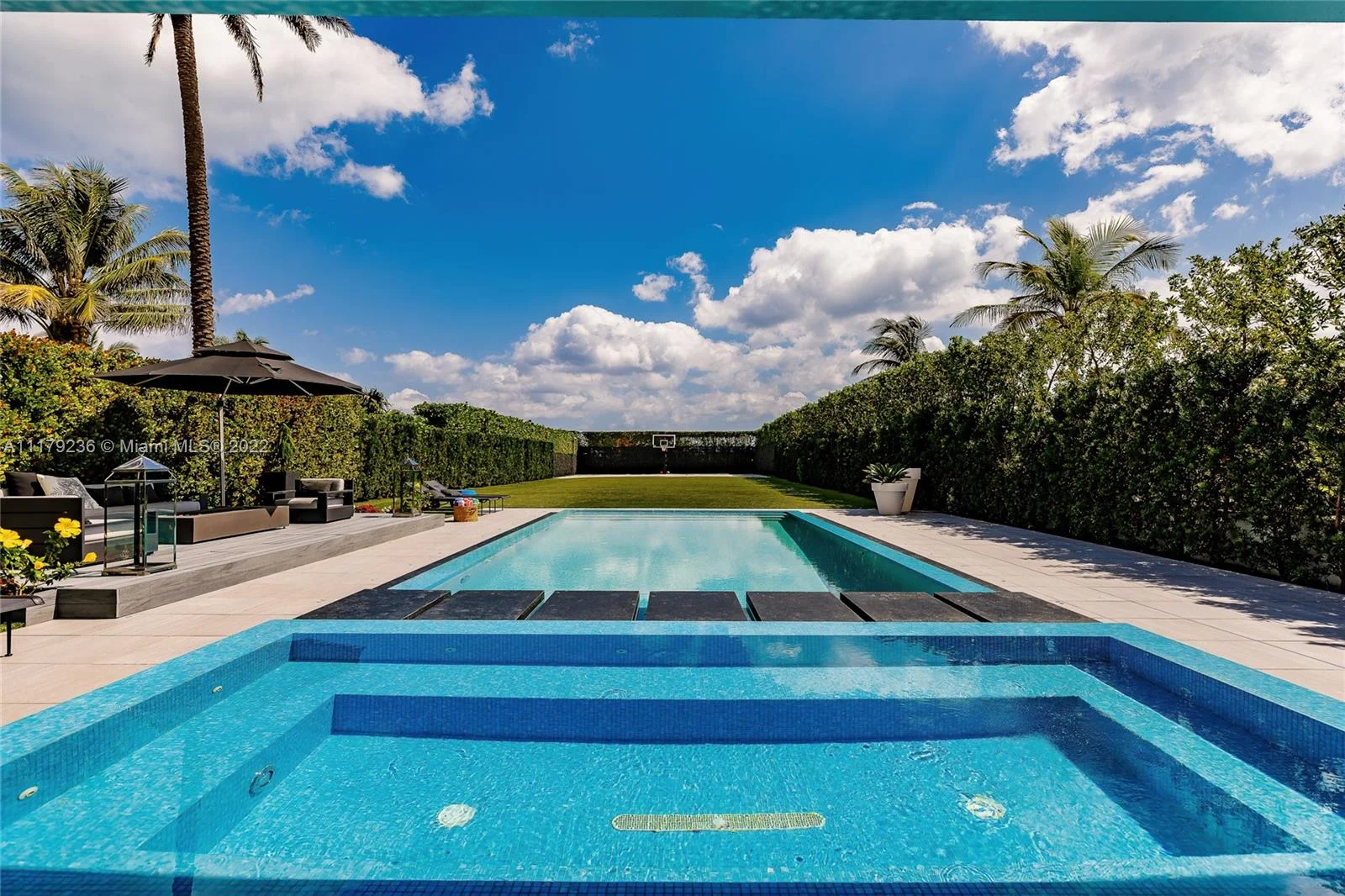 5 Bedroom Home for Sale on Atlantic Way – Miami – FL - 4