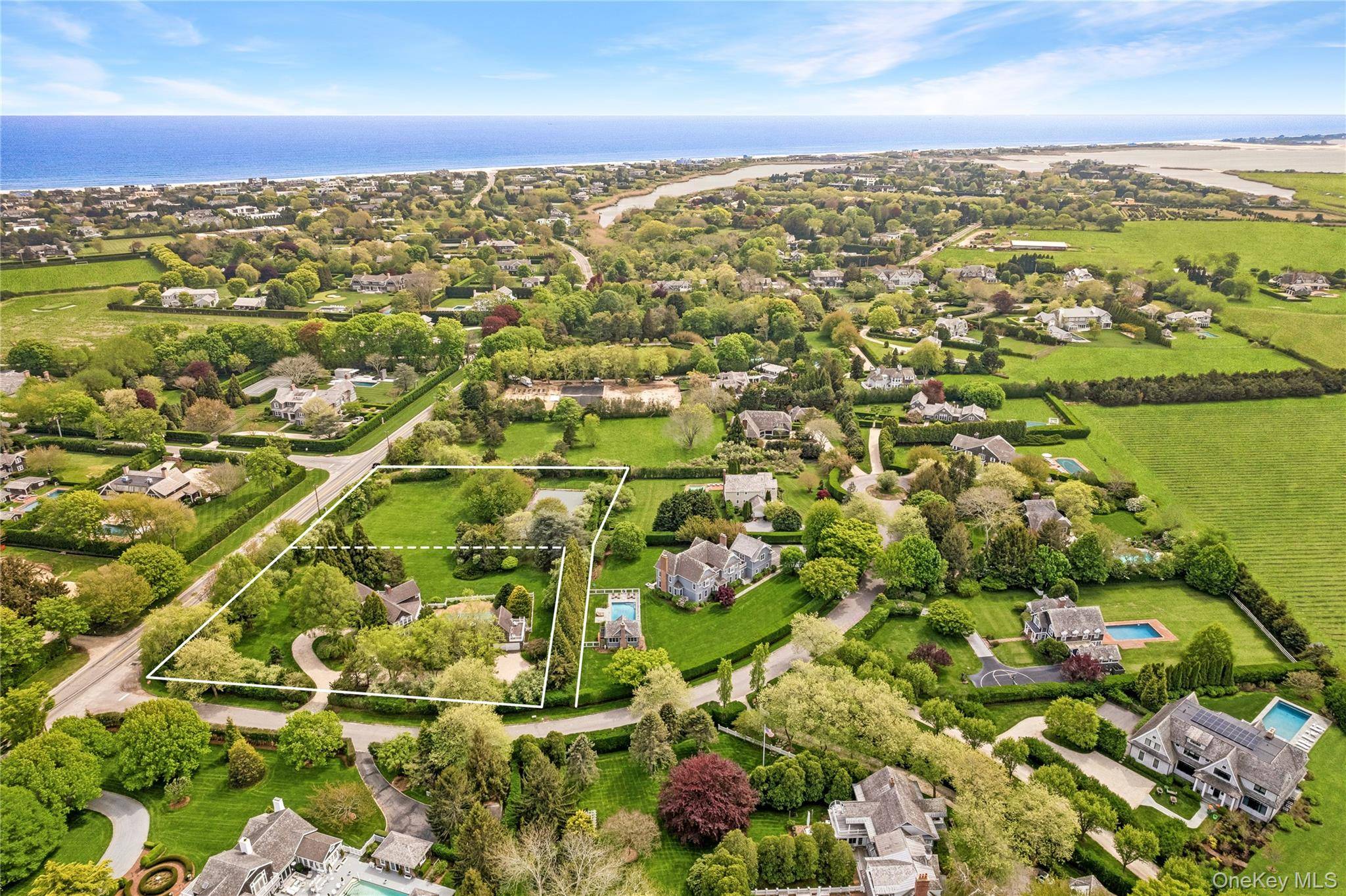Casa de 6 Dormitórios à Venda em Bridgehampton – NY - 3
