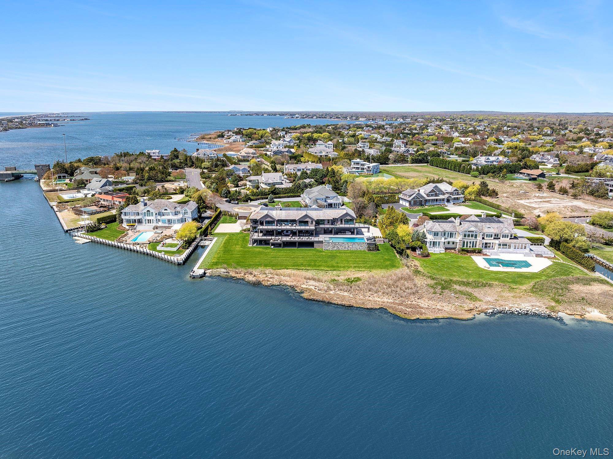 Maison de 7 Chambres à Vendre à Westhampton Beach – NY - 2