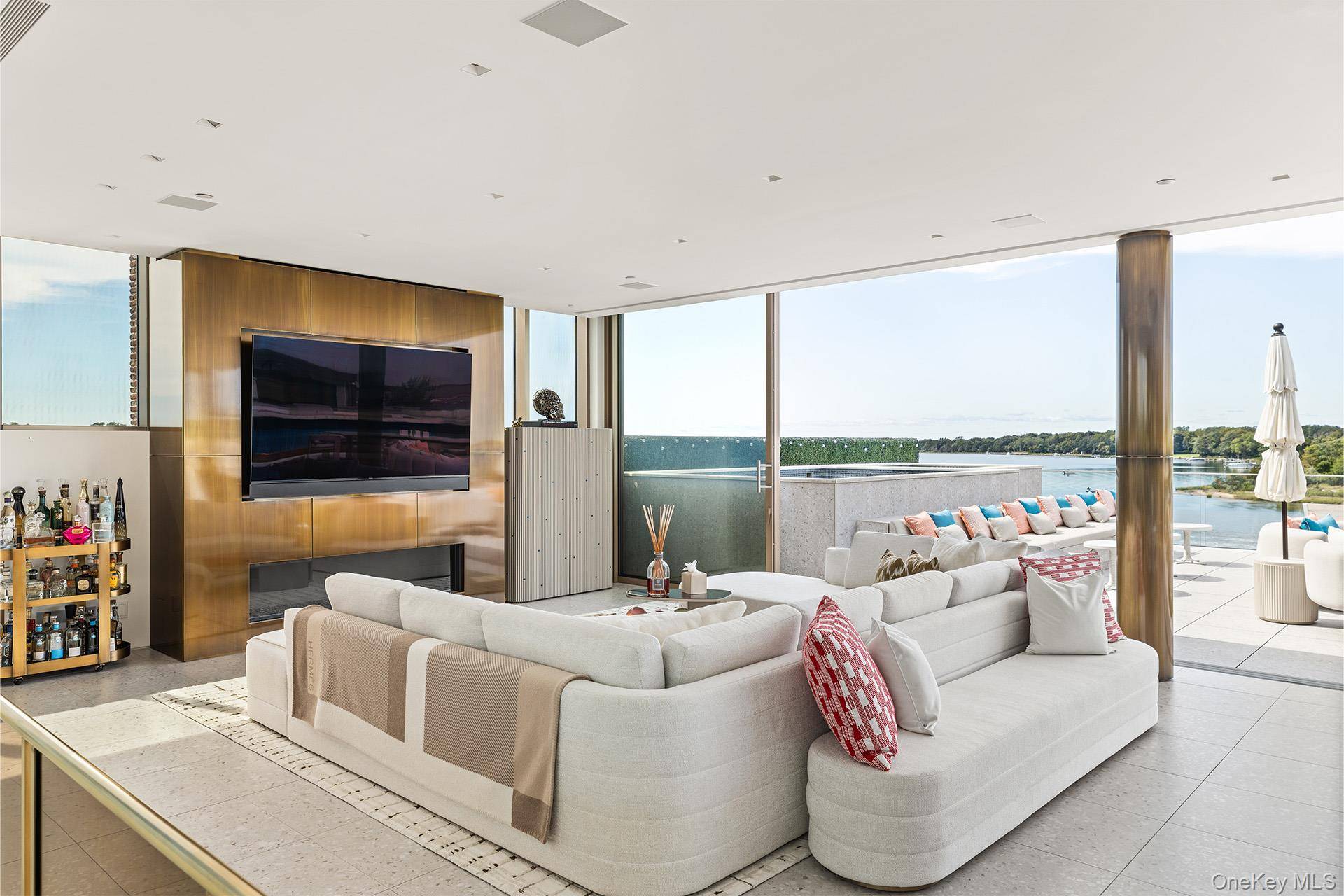 8-Bedroom House for Sale in Sag Harbor, NY – 2 W Water St - 3