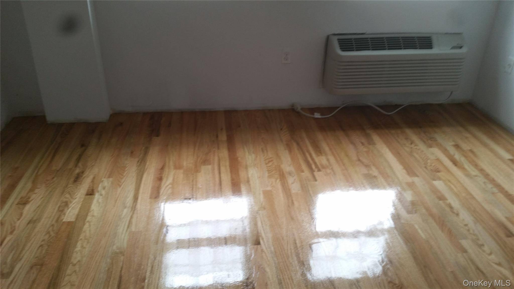 Prédio à Venda em Brooklyn - NY - EUA - 6