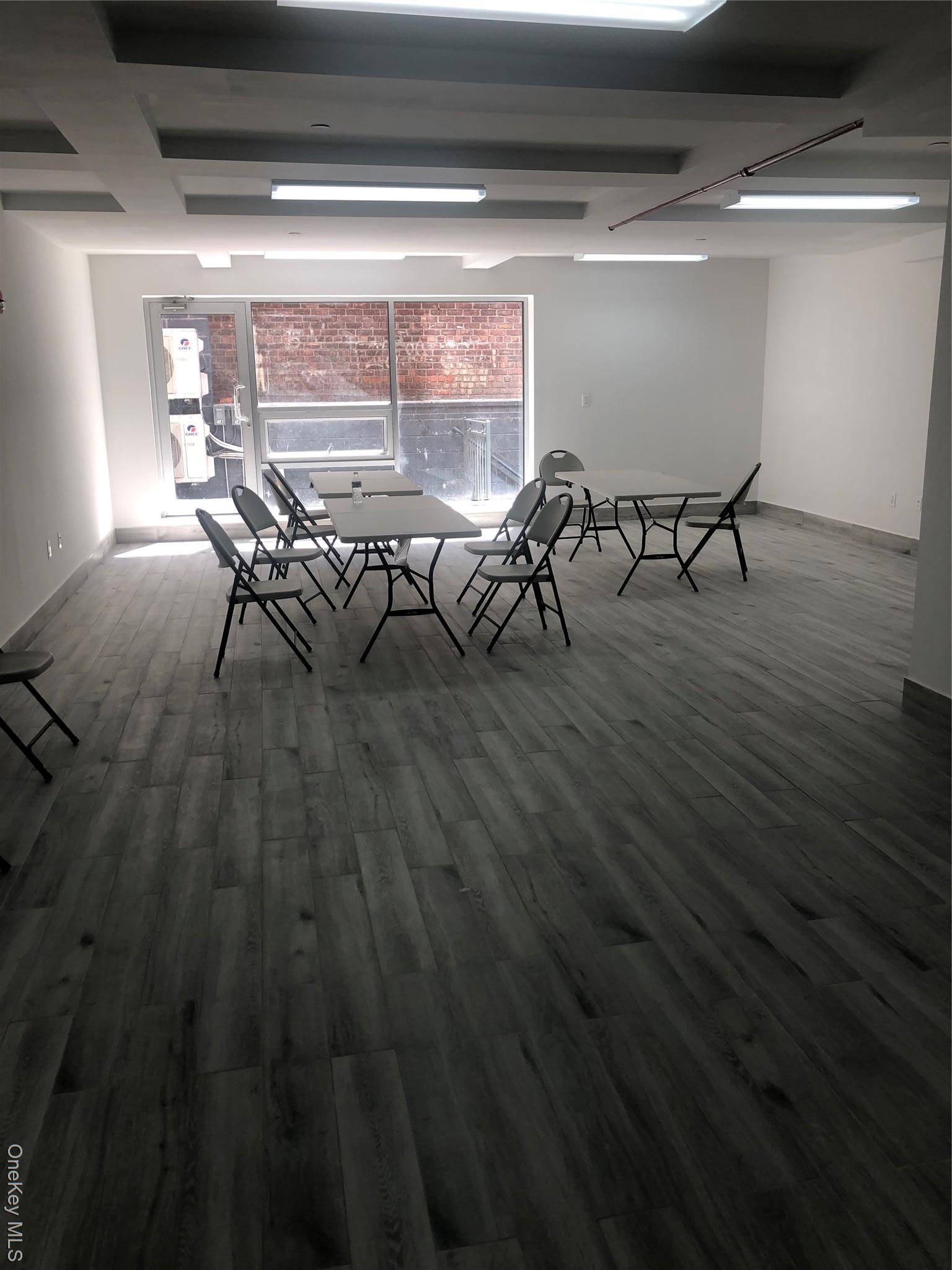 Building for Sale in Flushing, NY, USA - 3