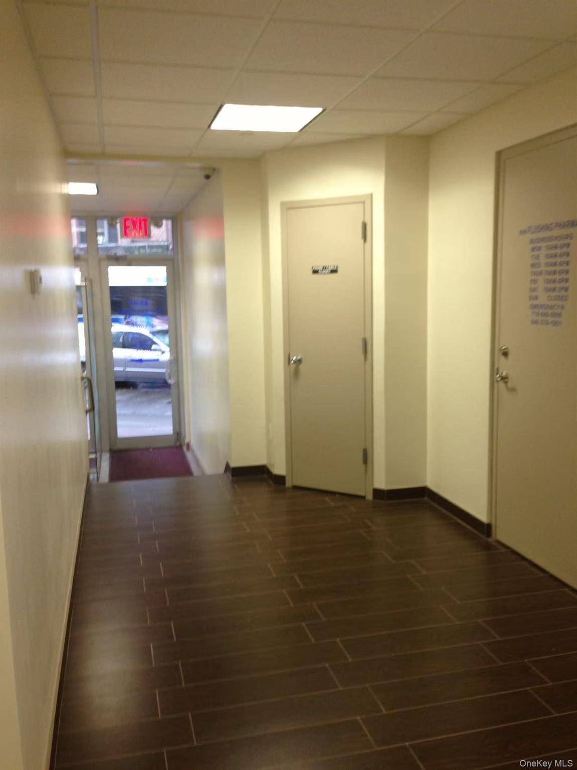 Prédio à Venda em Flushing, NY, EUA - 3