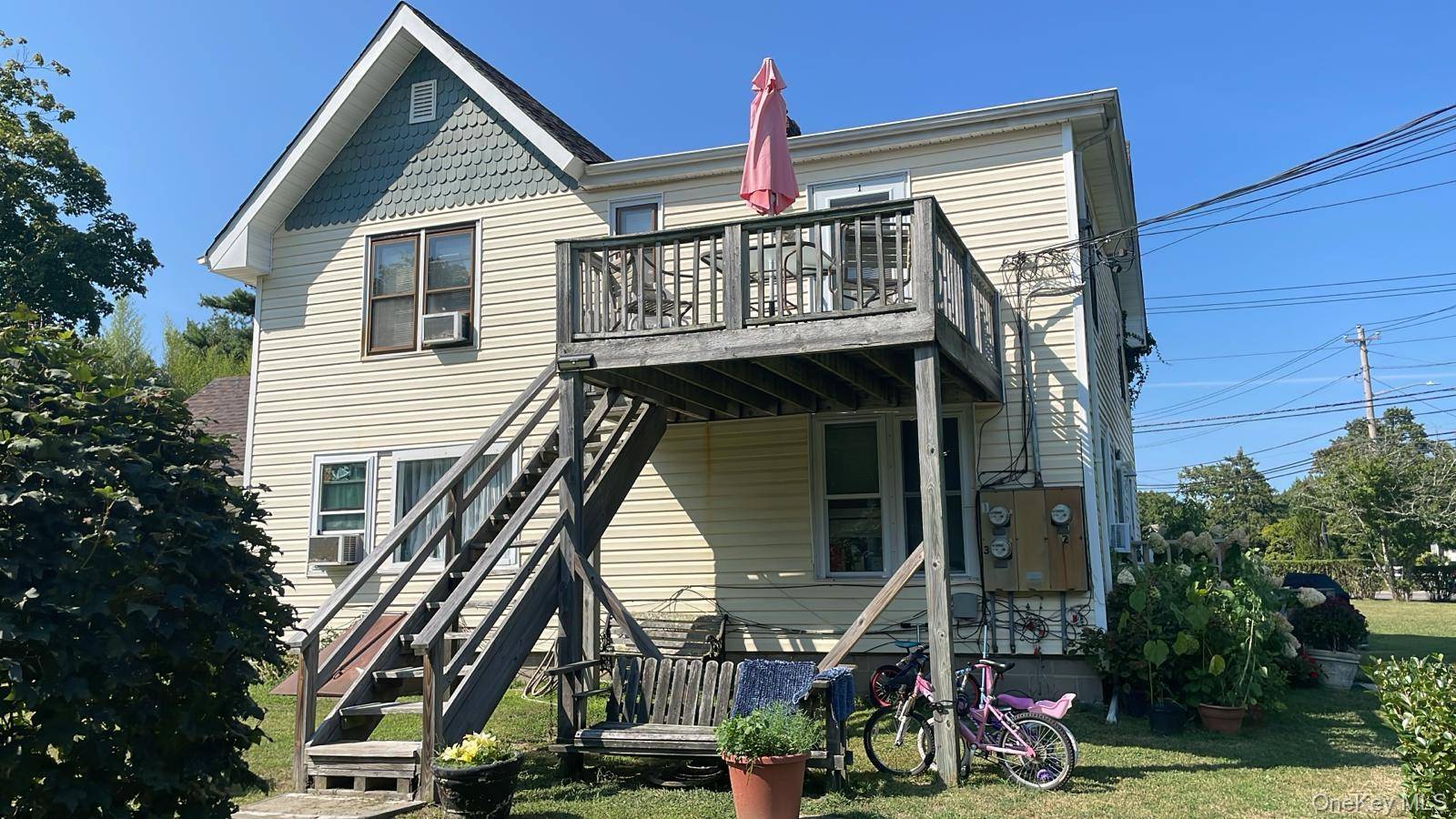 Prédio à Venda em Hampton Bays - Nova Iorque - EUA - 2