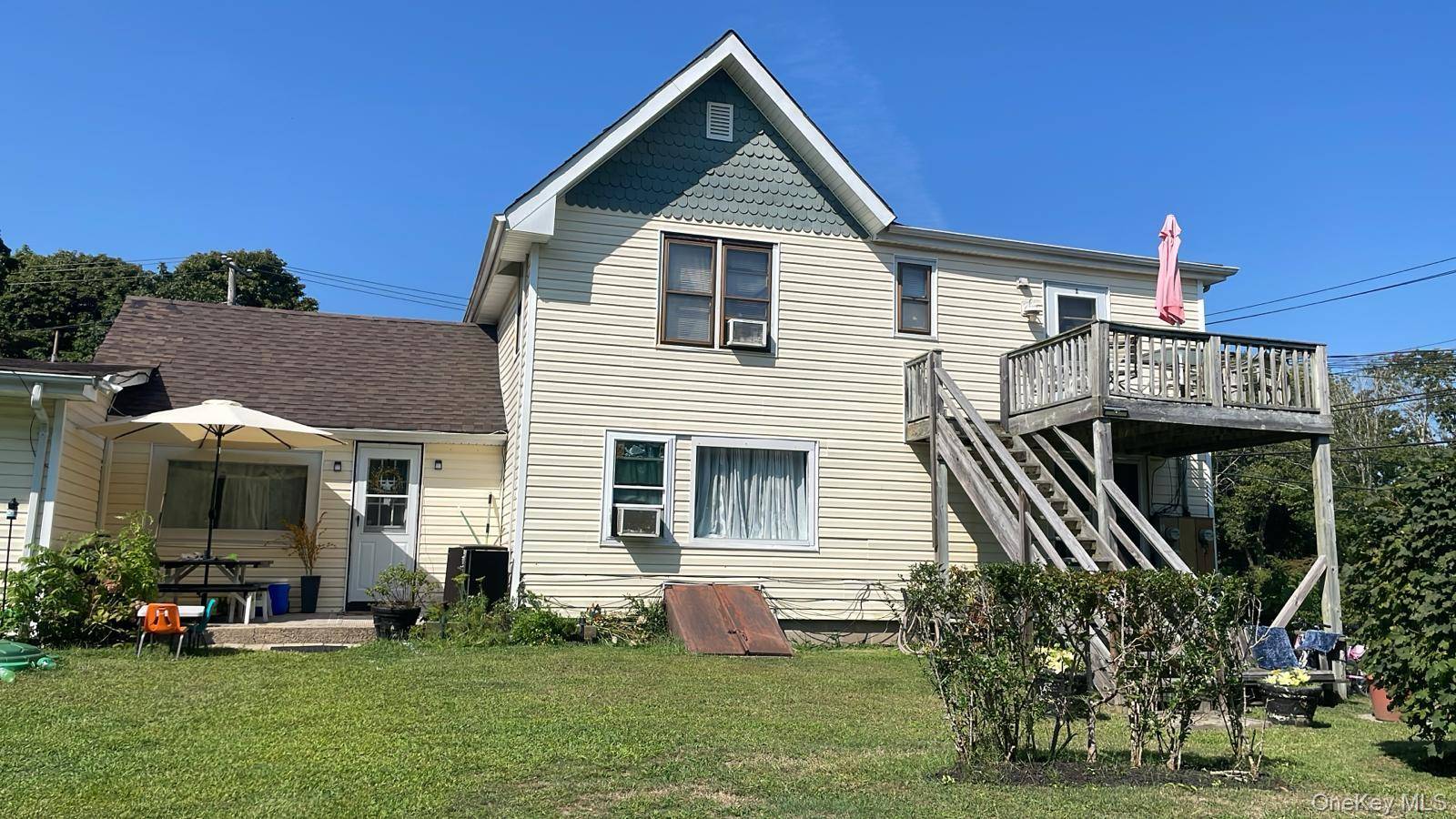 Prédio à Venda em Hampton Bays - Nova Iorque - EUA - 3
