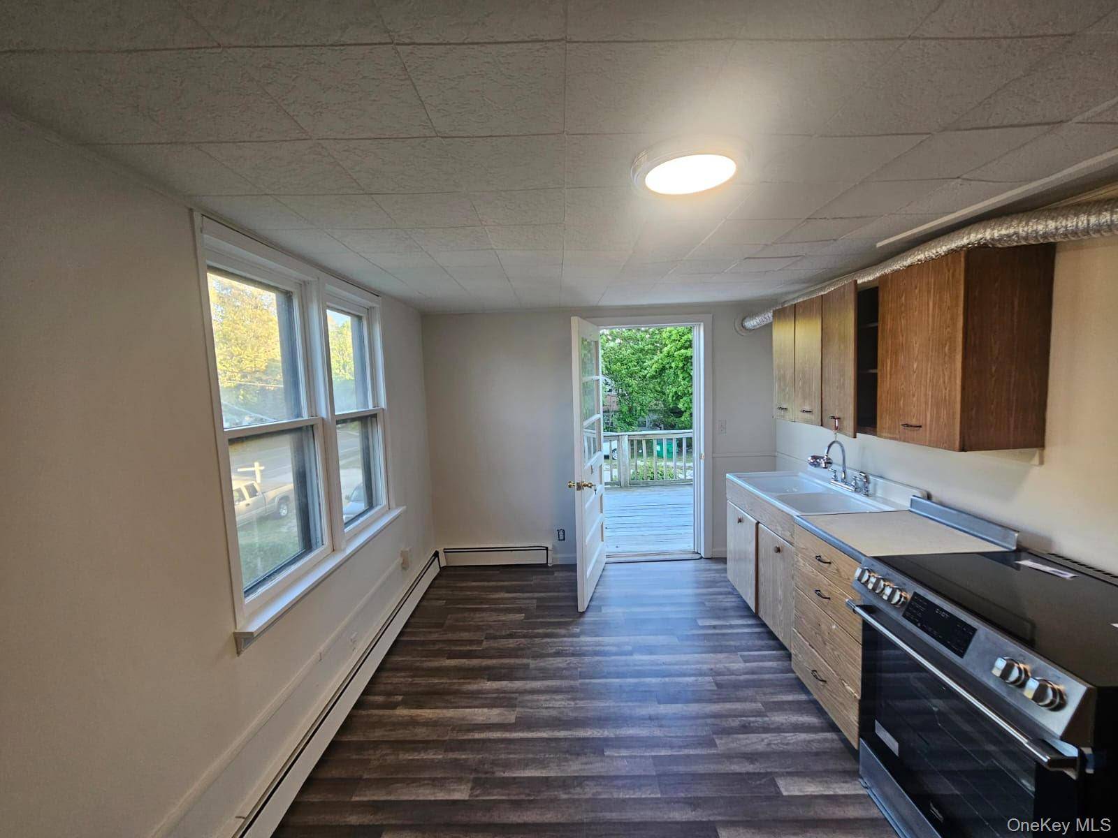 Prédio à Venda em Hampton Bays - Nova Iorque - EUA - 4